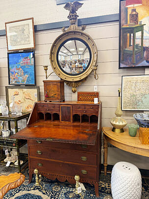 Rafael Osona April 25 Auction Exhibition #16