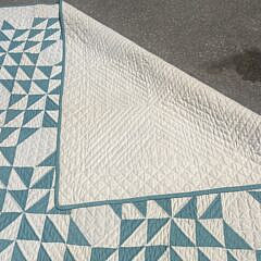 Vintage American Green and White Flying Geese Patchwork Quilt, circa 1930s