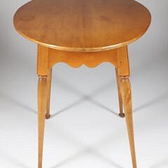 Eldred Wheeler Tiger Maple Oval Queen Anne Style Tea Table with Original Paper Label