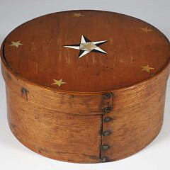 Whaleman Made Star Inlaid Bentwood Ditty Box, 19th Century