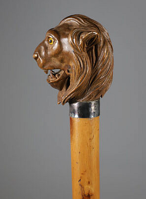 Mechanical Carved Wood Lion