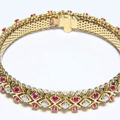 12-5635 Cartier 18k Gold Diamond Ruby Bracelet A