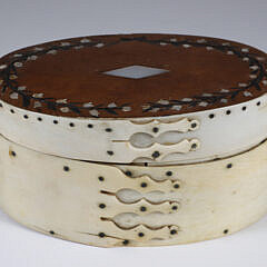 137-5370 Whale Bone DItty Box A IMG_9315