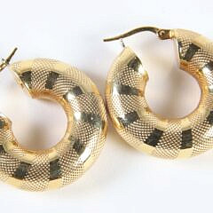 157-5655 18k Gold Unoaerre Hoop Earrings A 8372 JPG