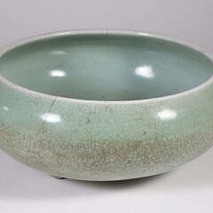 “Lonquan” Celedon Crackle Glazed Tripod Censer, Qing Dynasty