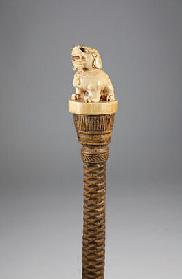Carved Foo Lion Grip Walking Stick, 19th Century