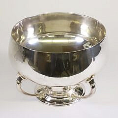 George V Sterling Silver Footed Art Decor Style Four-Handle Bowl, by Elkington & Co. Ltd, London, circa 1920