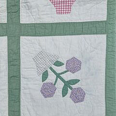 Vintage American Flower Pot Patchwork Quilt, circa 1940s