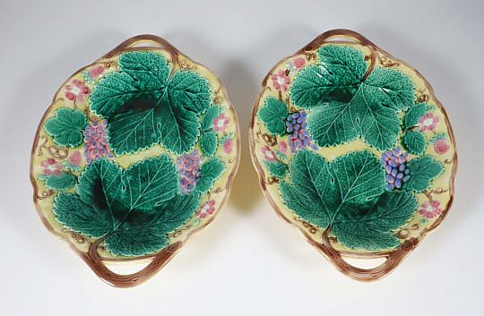 Pair of Wedgwood Majolica Strawberry and Grape Leaf Serving Trays, 19th Century