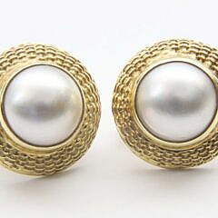 Pair of Signed Diana Kim England 14k Yellow Gold Mabe Pearl Nantucket Basket Weave Earrings
