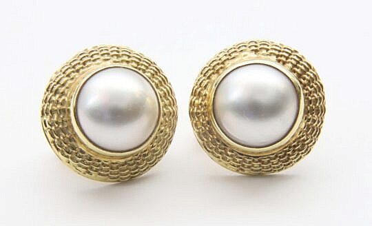 Pair of Signed Diana Kim England 14k Yellow Gold Mabe Pearl Nantucket Basket Weave Earrings