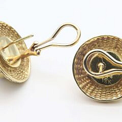 Pair of Signed Diana Kim England 14k Yellow Gold Mabe Pearl Nantucket Basket Weave Earrings