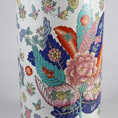 Imari Decorated Porcelain Umbrella Stand in a Tobacco Leaf Design