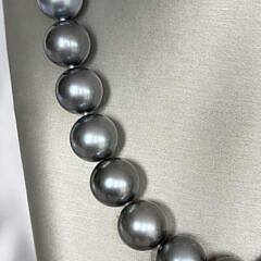 Fine 13mm x 15mm Tahitian Grey South Sea Pearl Necklace