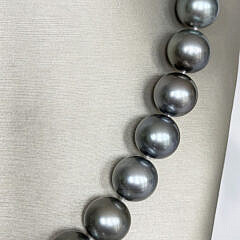 Fine 13mm x 15mm Tahitian Grey South Sea Pearl Necklace