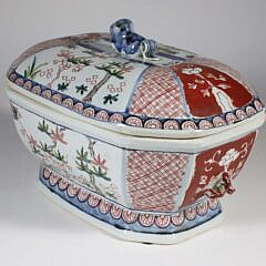 Chinese Export Soup Tureen, 19th Century, Ming Dynasty