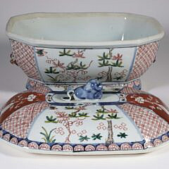 Chinese Export Soup Tureen, 19th Century, Ming Dynasty