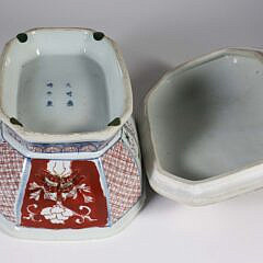 Chinese Export Soup Tureen, 19th Century, Ming Dynasty