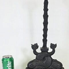 4823-955 Dolphin Doorstop A