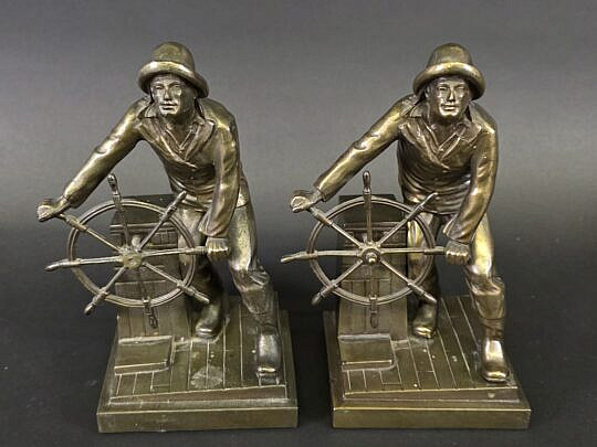 4858-955 Sailor Bookends A