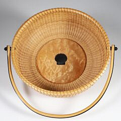 Jean M. Valerio Woven Shallow Round Swing Handle Nantucket Basket, circa 2014
