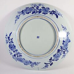 Japanese Blue and White Porcelain Charger of Hizen Ware (Crane), made by Kajiwara Kikujiro