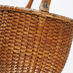 Fine Round Swing Handle Nantucket Basket, 19th Century