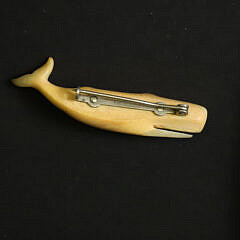 Charlie Sayle Sr. (1908-1998) Miniature Carved Whale Pin