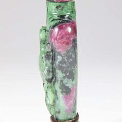 Chinese Amethyst in Green Matrix Snuff Bottle, Qing Dynasty