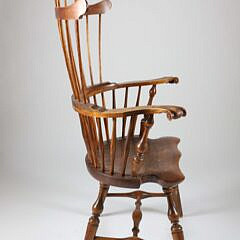 Wallace Nutting Comb-Back Windsor Armchair
