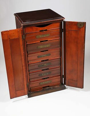 Seven Drawer Collector