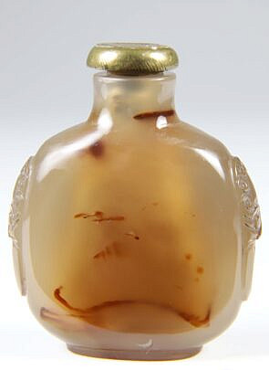 Chinese Agate Snuff Bottle, Qing Dynasty