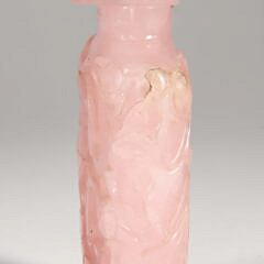 Chinese Pink Quartz Snuff Bottle, Qing Dynasty