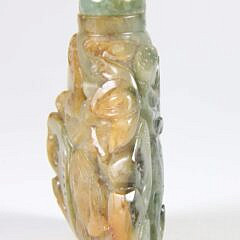 Chinese Relief-Carved Jade Snuff Bottle, Qing Dynasty