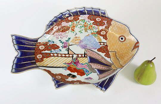 Antique Japanese Imari Fish Moulded Platter