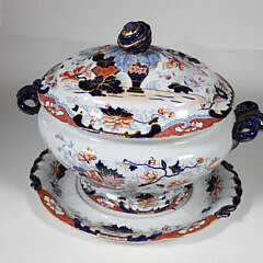 Georgian-Era “Tonquin China” Ironstone Covered Tureen and Underplate, 19th Century