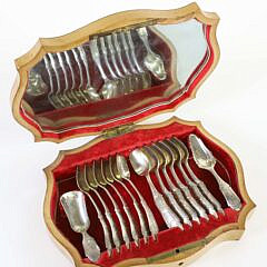 Hendrik Andreas Schuss Boxed Set of Engraved Silver Ice Cream Spoons and Scoops, circa 1860 Amsterdam