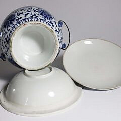 Chinese Export Blue and White Fruit Cooler, 19th Century