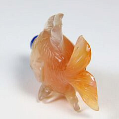 Chinese Carved Agate “Fish” Snuff Bottle, Qing Dynasty