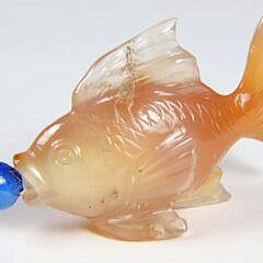 Chinese Carved Agate “Fish” Snuff Bottle, Qing Dynasty