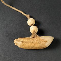 One of a Kind Whaelman Made Antique Inlaid Whalebone Spinning Top, 19th century