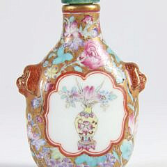 Chinese Famille Rose Porcelain Snuff Bottle, Qing Dynasty