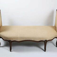 Louis XV Provincial Walnut Day Bed, 18th Century