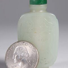 Celadon Jade “Bat and Lingzhi” Snuff Bottle, Qing Dynasty