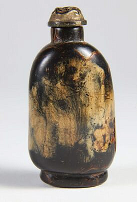 Buffalo Horn Snuff Bottle, Qing Dynasty