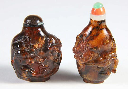 Two Amber "Lingzhi" Snuff Bottles, Qing Dynasty