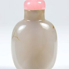 Gray Agate Snuff Bottle, Qing Dynasty
