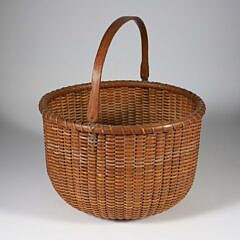 Ferdinand Sylvaro Round Swing Handle Nantucket Basket