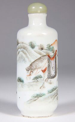 Famille Verte Porcelain Snuff Bottle, Qing Dynasty