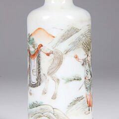 Famille Verte Porcelain Snuff Bottle, Qing Dynasty